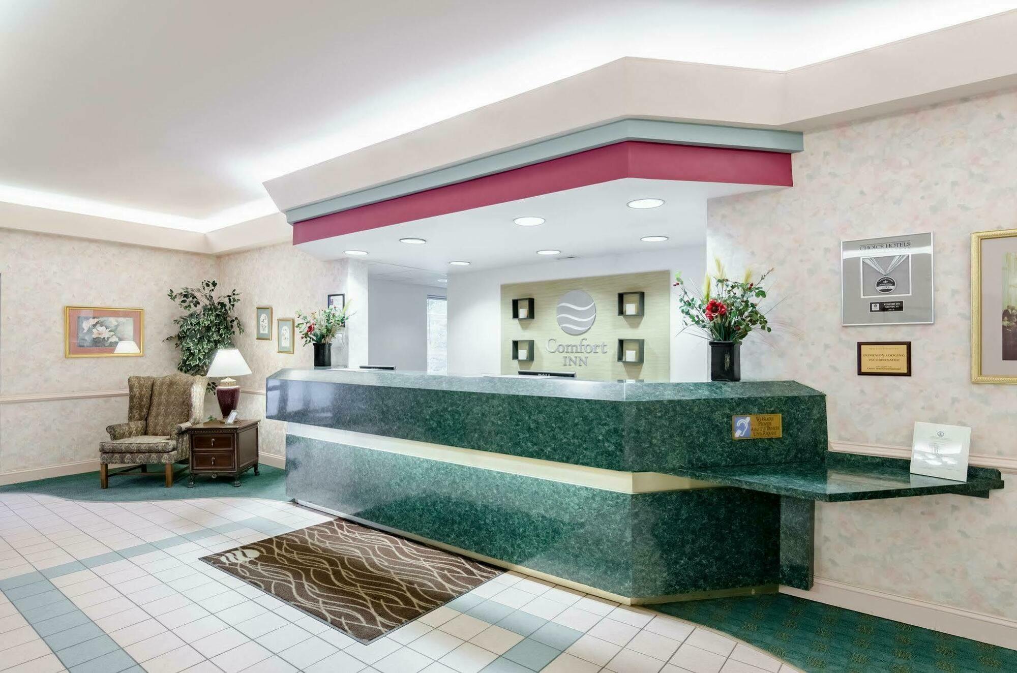 Comfort Inn & Suites Grundy Εξωτερικό φωτογραφία